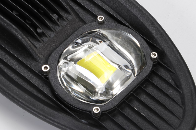 [HCM]Đèn đường LED 50W Chiếc Lá