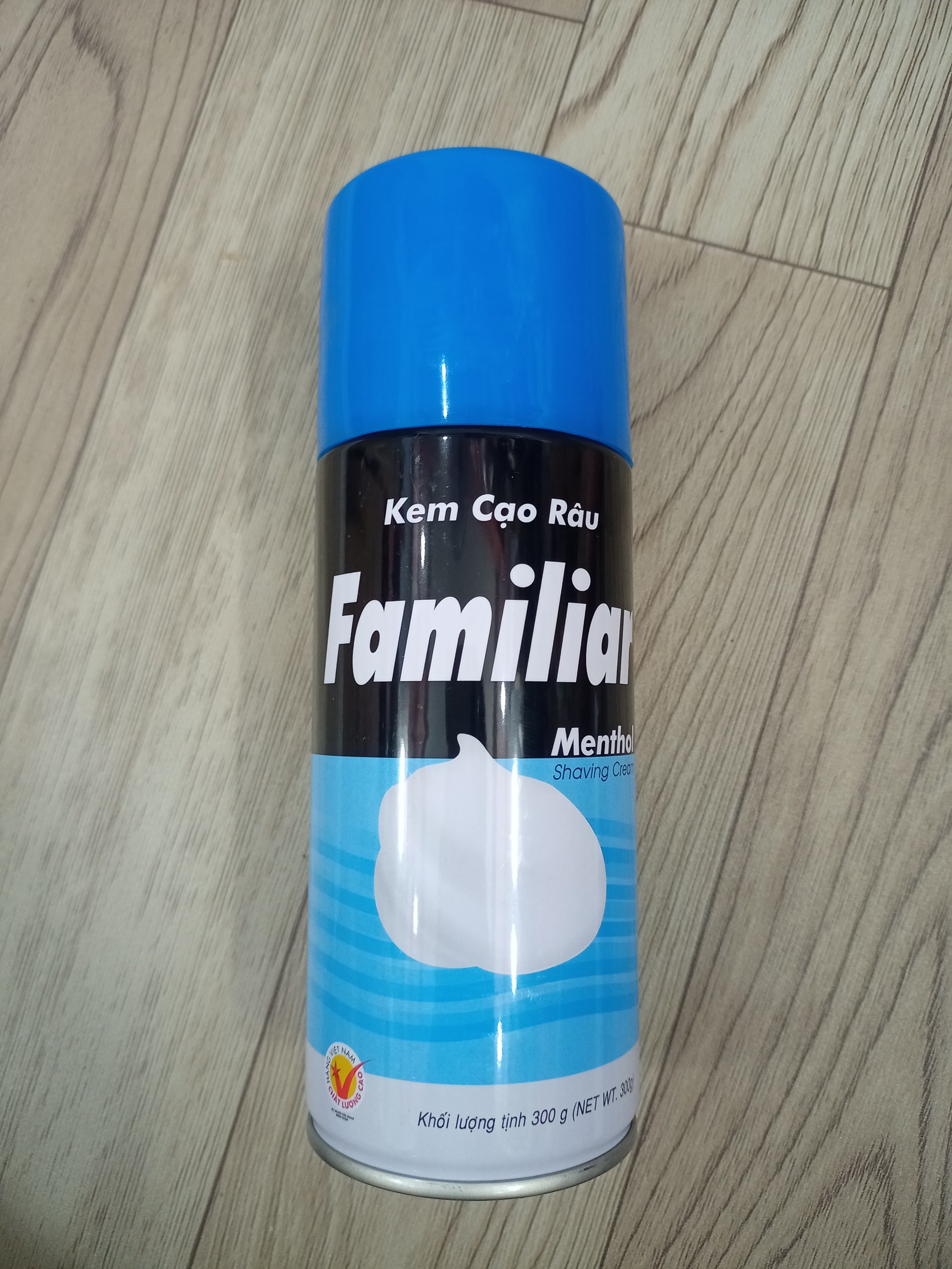 275gram Bọt cạo râu Familiar