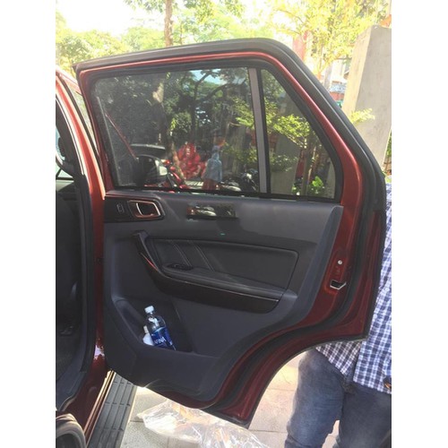 Rèm che nắng Ford Everest Có Nam châm