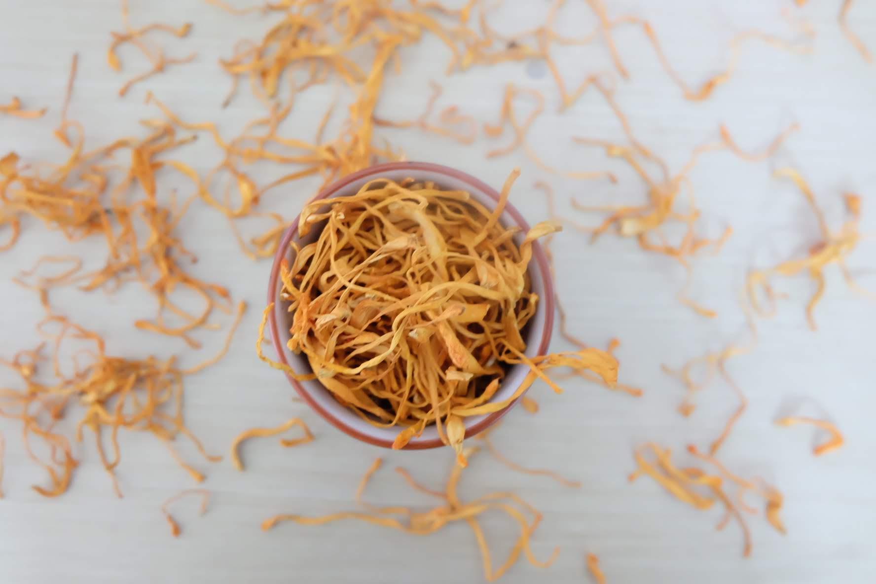 100gr Nấm Đông Trùng Hạ Thảo