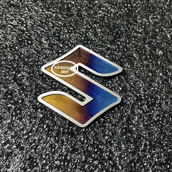 Bộ 1 tem Logo chữ S Titan gắn RAIDER,SATRIA