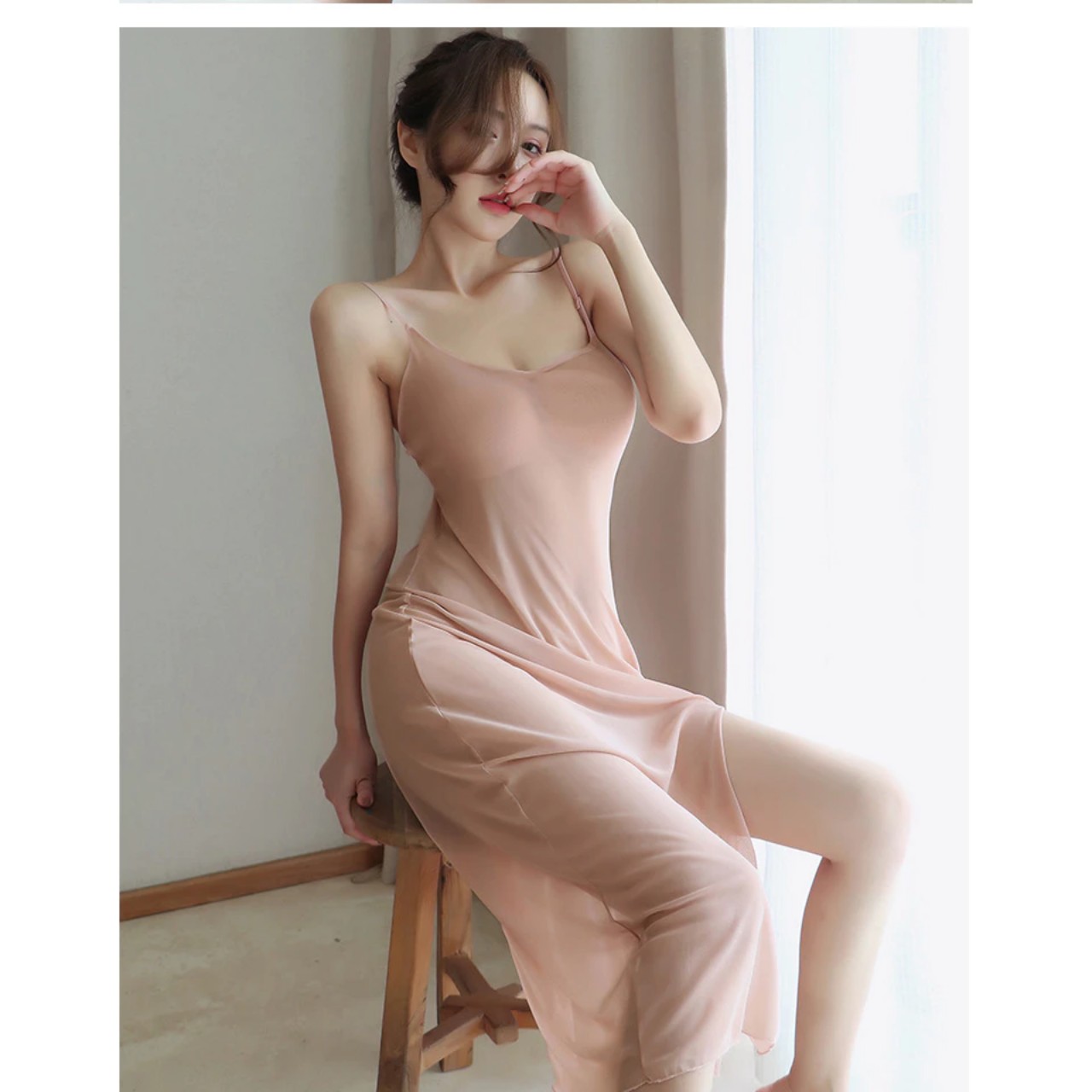 Váy ngủ ren xẻ đùi cổ vuông gợi cảm 2218