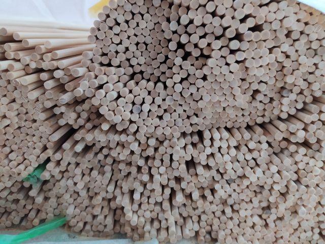 20 Que tre tròn dài 80cm đường kính 5mm