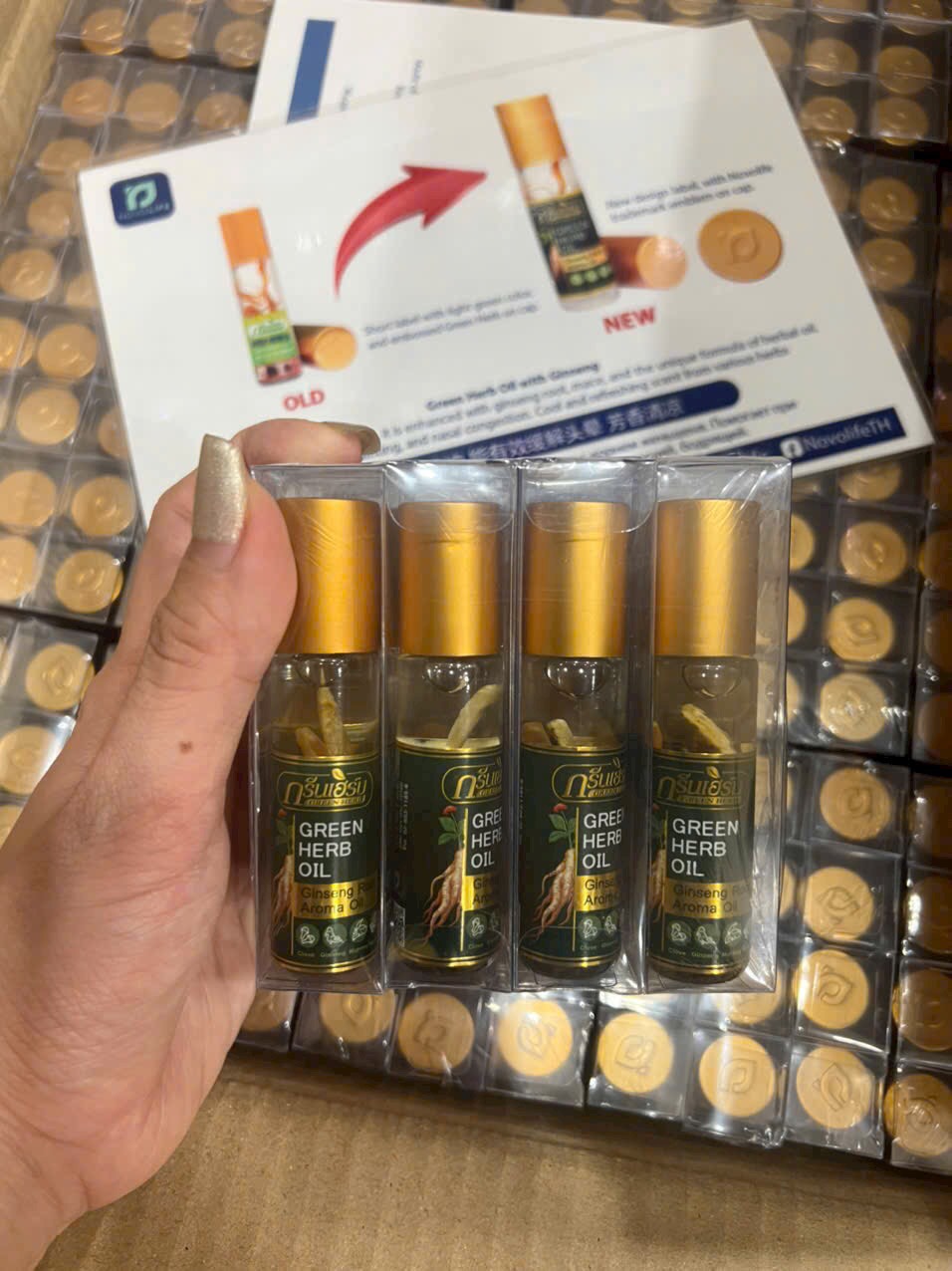 [HCM]Dầu lăn nhân sâm GREEN HERB OIL 8ml