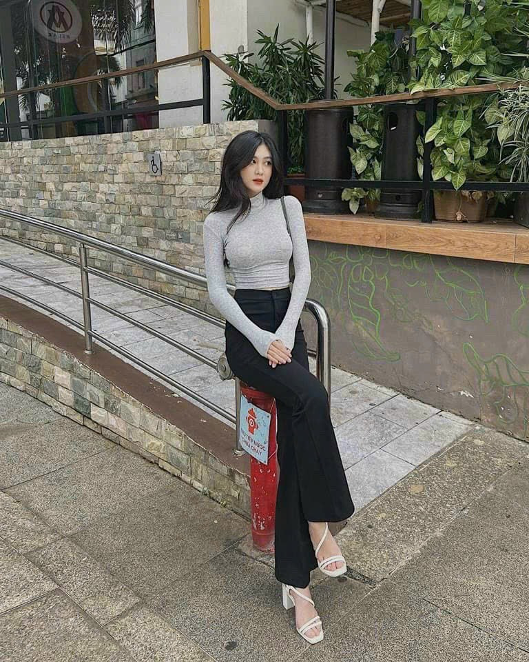 QUẦN TÂY NỮ VẢI TUYẾT MƯA ỐNG LOE CỰC KÌ SANG CHẢNH.