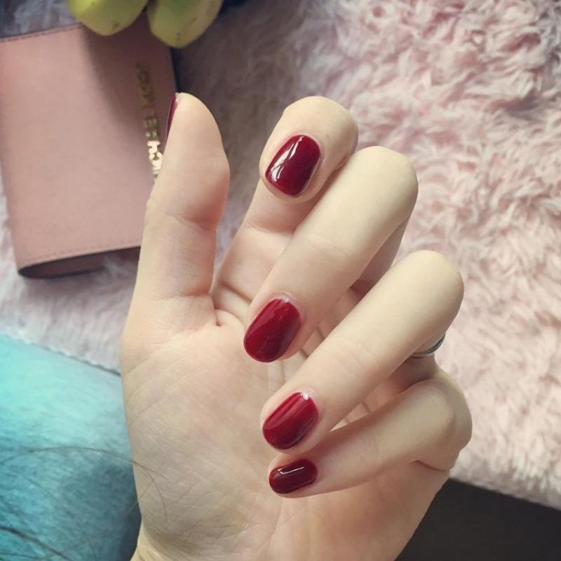 Bộ 24 móng tay giả màu đỏ tía (kèm keo+miếng dán+dũa) giá rẻ