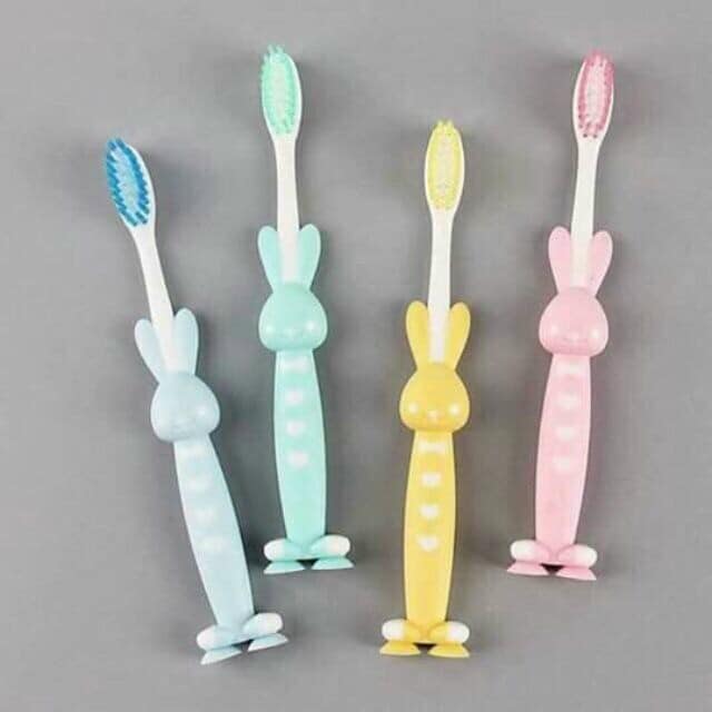 Set 4 Bàn Chải Đánh Răng Trẻ Em Xuất Nhật Cho Bé ( hình thú thỏ, gấu )