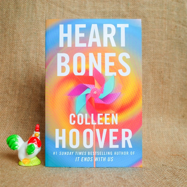 Heart Bones - Colleen Hoover