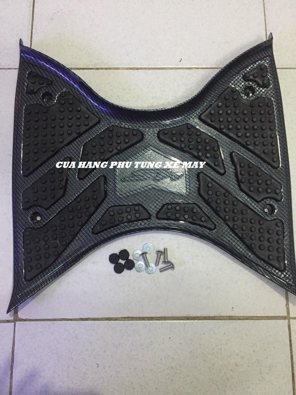 Thảm lót chân Cacbon cho Honda SH 2017/ 2018/ 2019