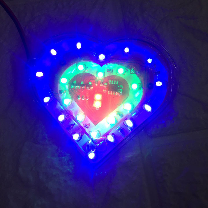 Đèn LED trái tim xe máy , độ xe cực chất
