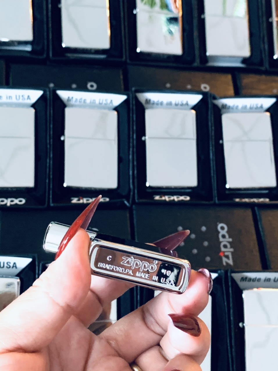 Bật Lửa Zippo USA Trơn
