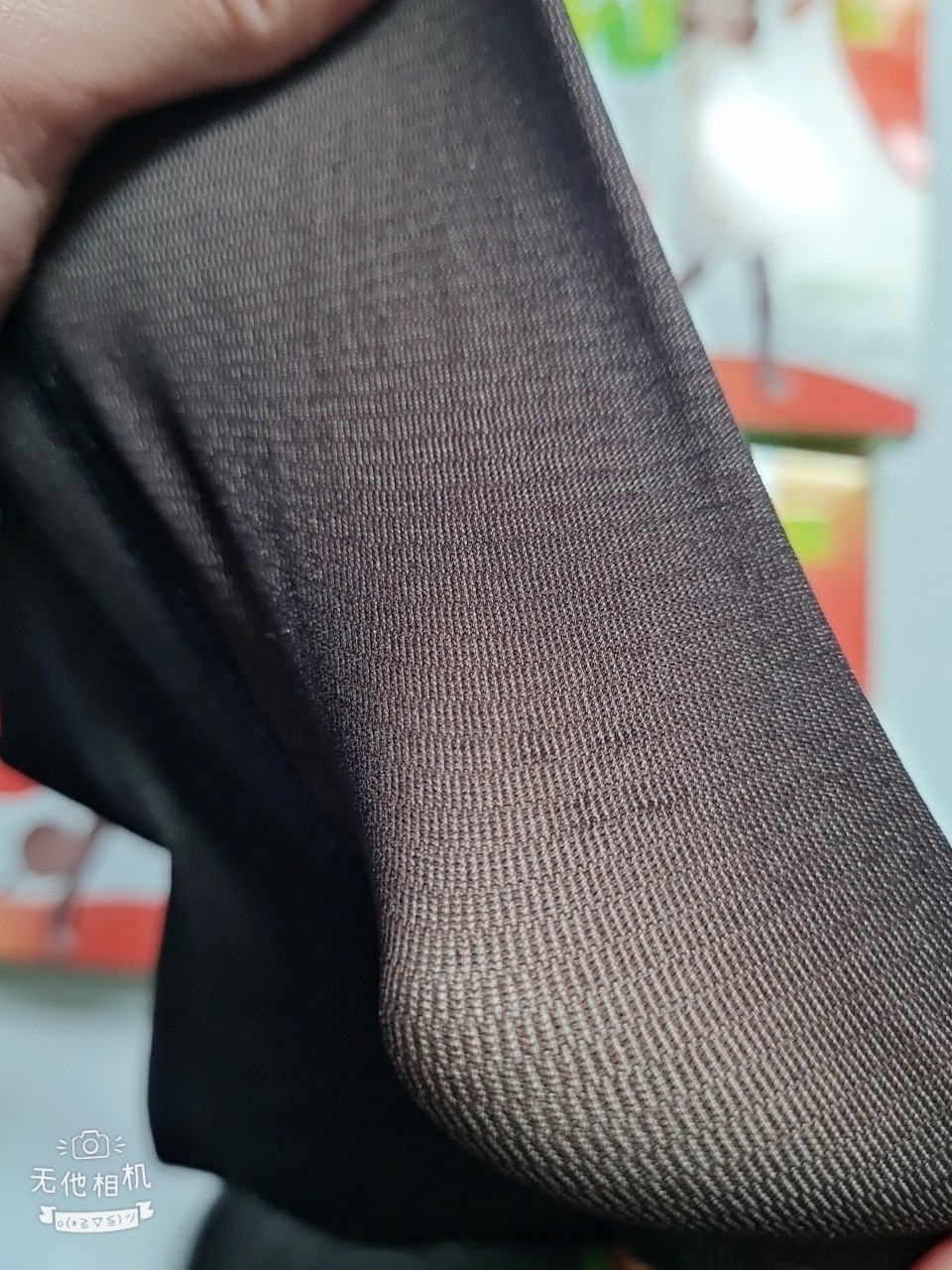 Quần tất 3D lưới dày dặn cho bé cả bàn.