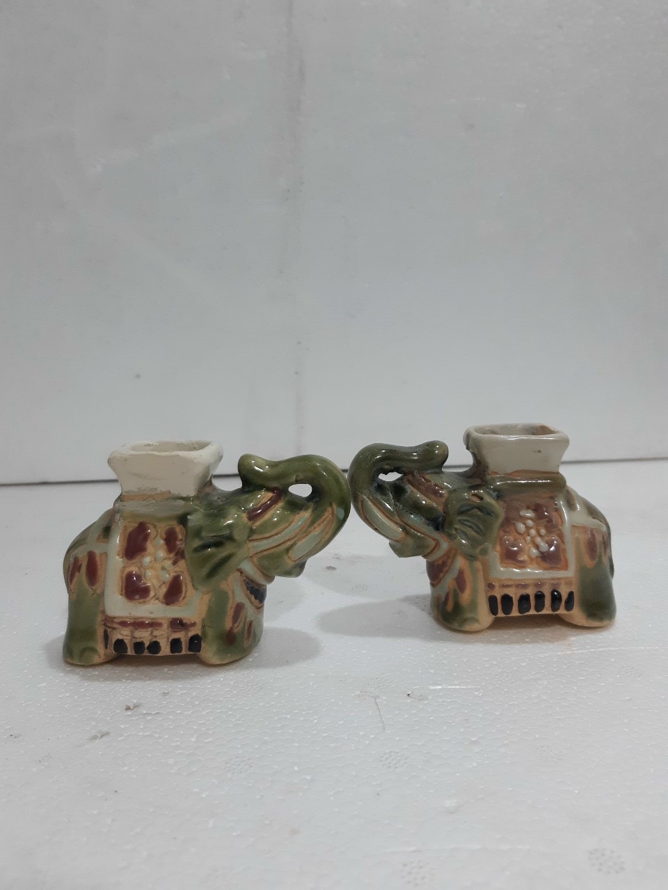 323. hủ đựng tăm voi 1 cặp