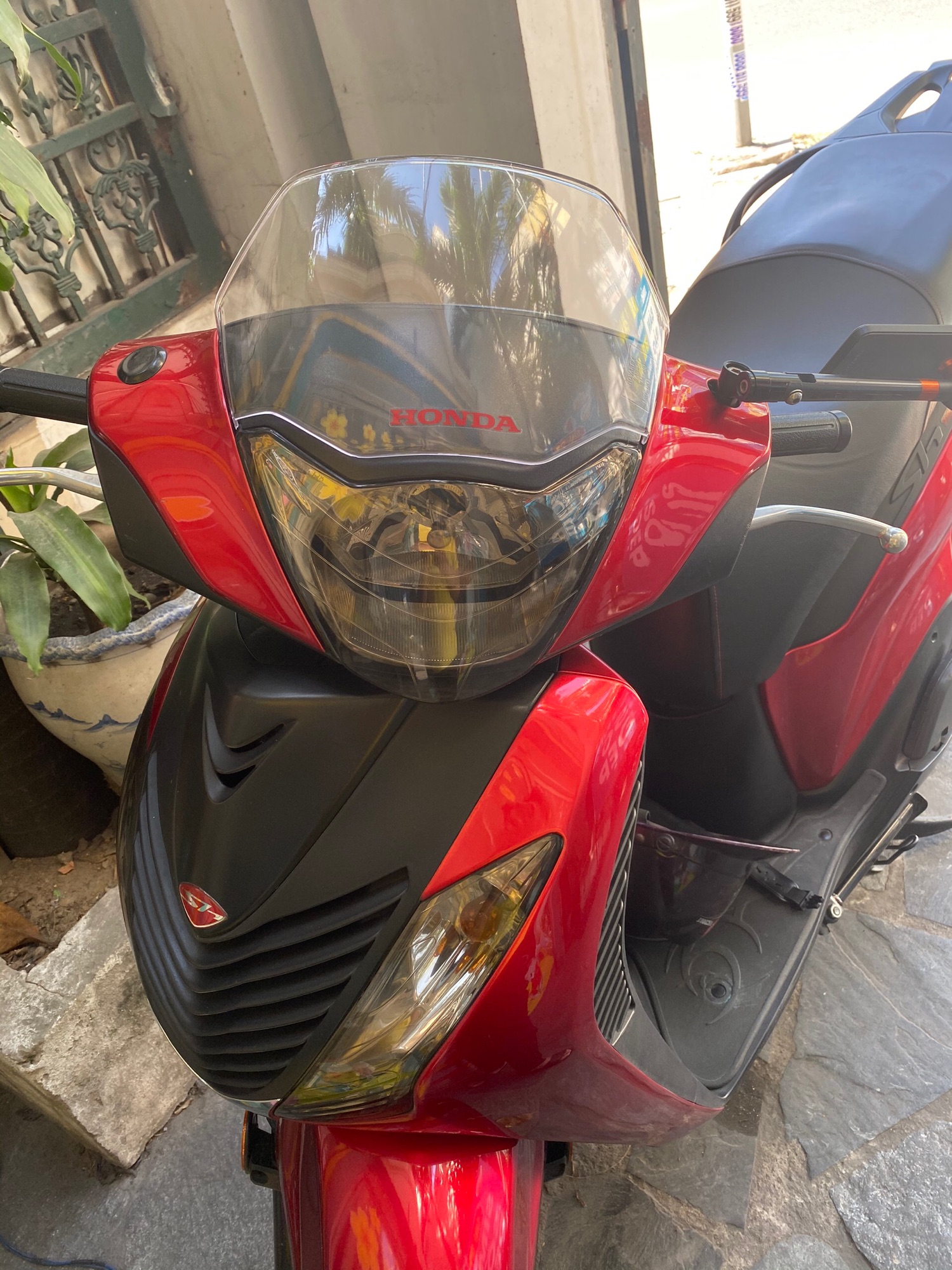 [HCM]Kính chắn gió mĩ sh ý 1:1