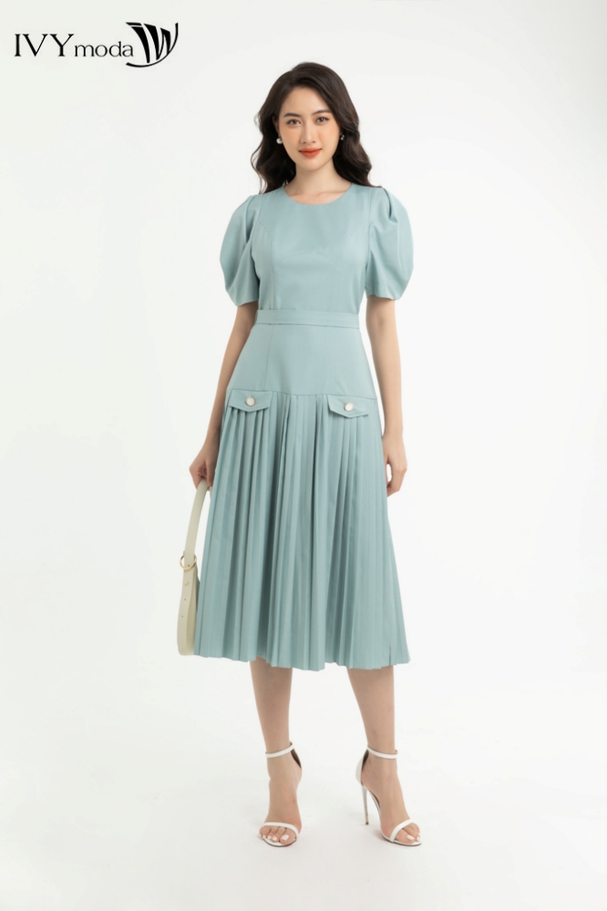 Đầm xòe hạ eo xếp ly IVY moda MS 48M7565