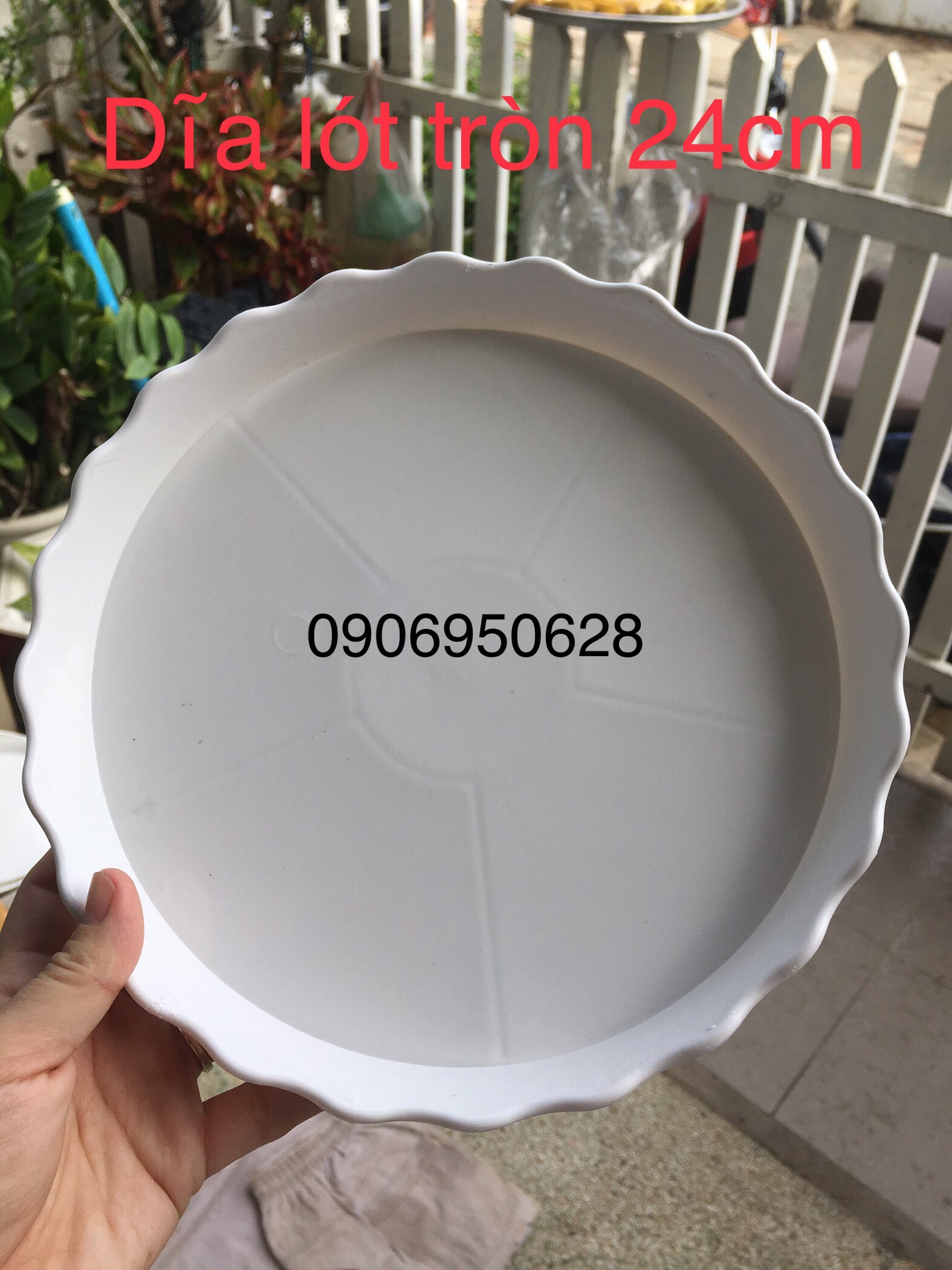 Chậu nhựa ống xoắn 21 (kèm dĩa lót)