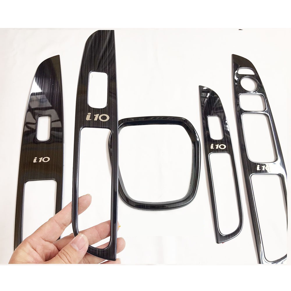 Ốp Trang Trí Nội Thất Xe Grand I10 2015 -2020 Bản AT, MT- 5 Chi Tiết, Chất Liệu TiTan Phay Xước, Có Sẵn Keo Dính Dễ Dàng Lắp Đặt Tại Nhà,