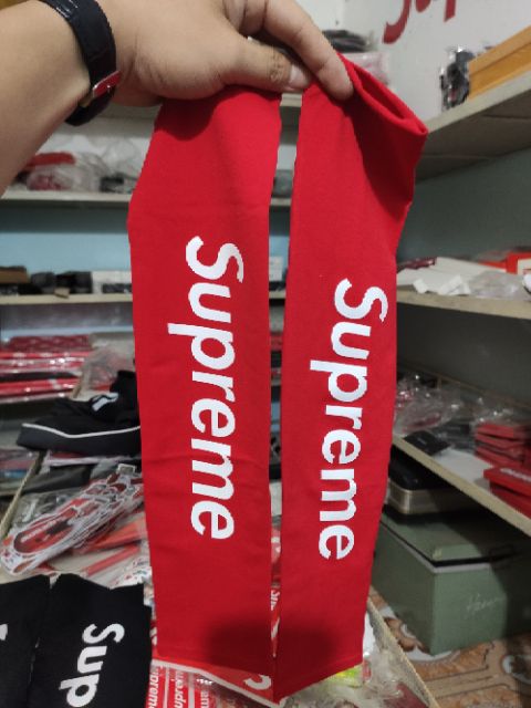 [Mã FAMAYFA2 giảm 10K đơn 50K] Cặp Bao tay chống nắng Supreme