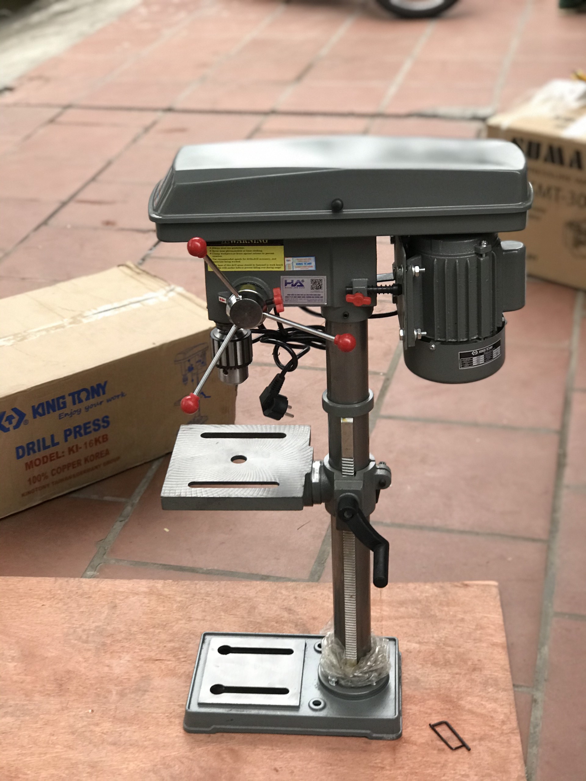Máy khoan bàn kingtony ki-16kb 3/4hp