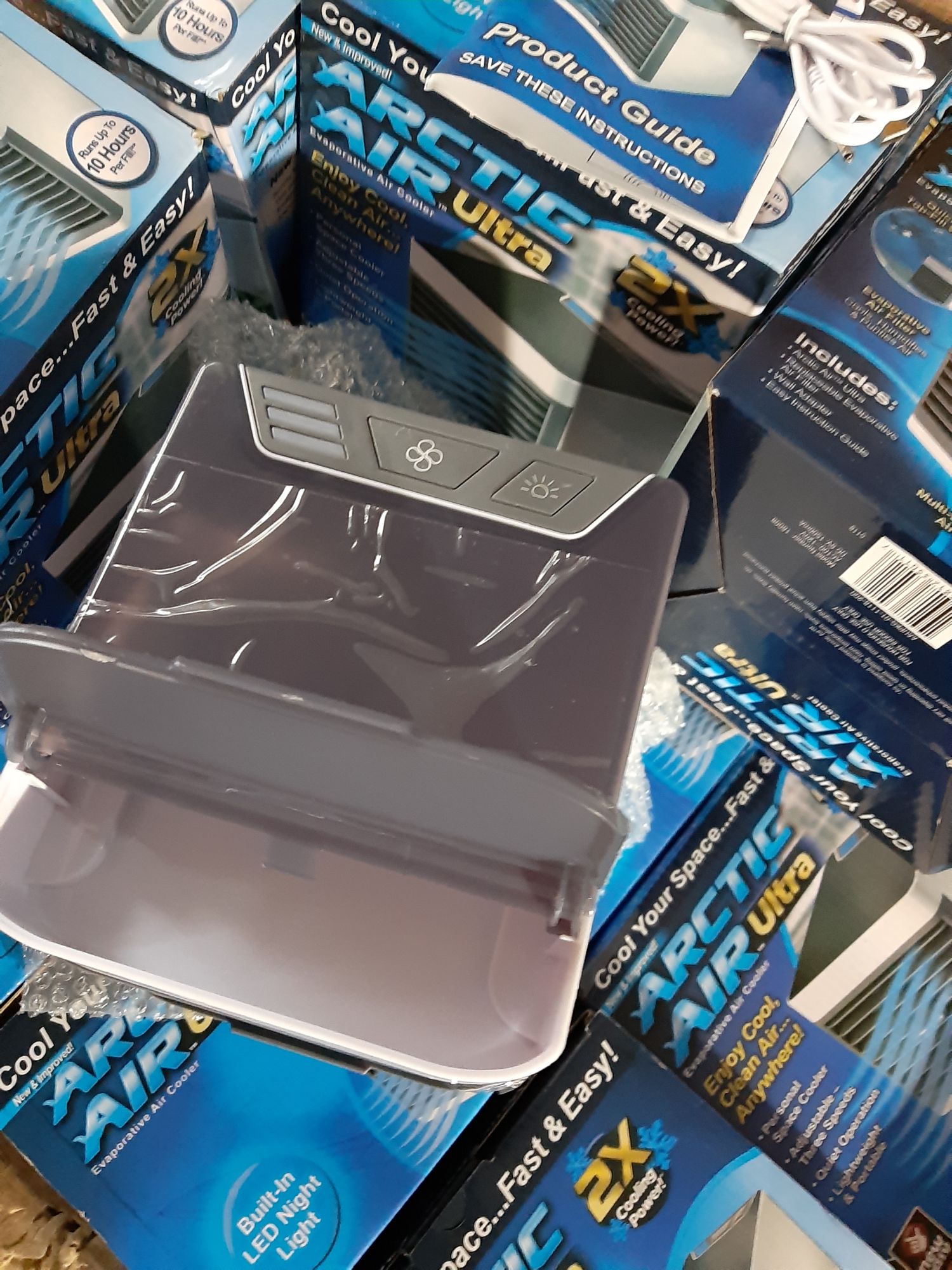 Quạt mini hơi nước 3 chế độ gió có đèn đổi 7 màu