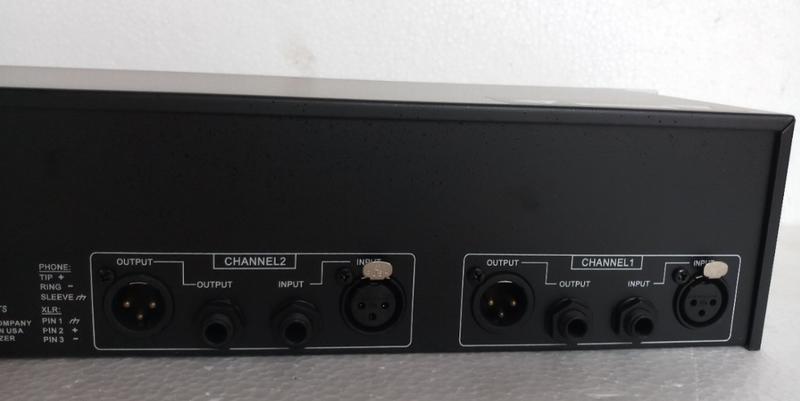 Lọc âm dbx 231S