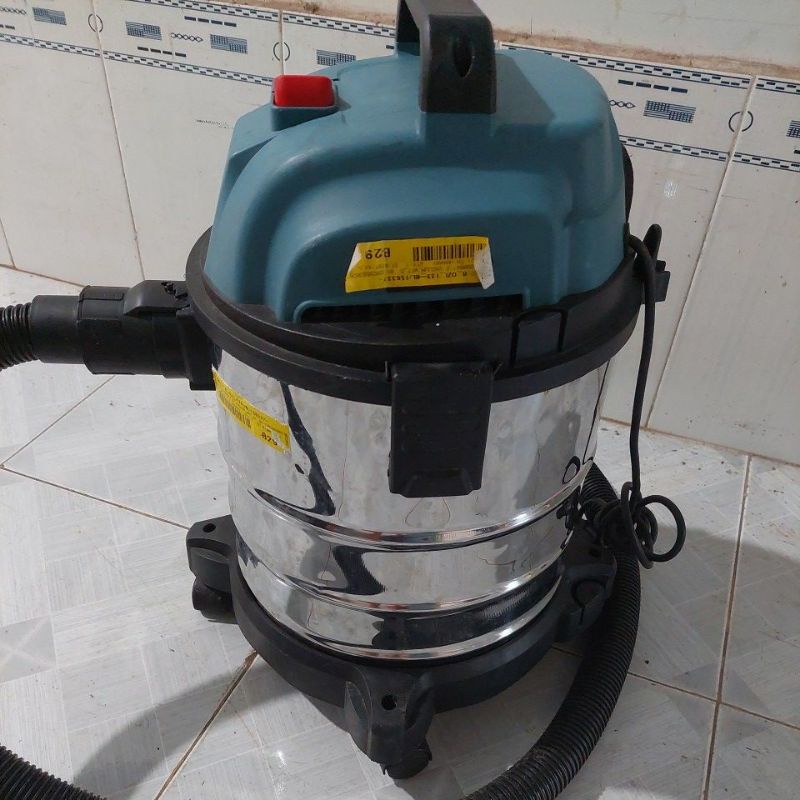 Máy hút bụi Ozito 20L, hàng thiếu phụ kiện