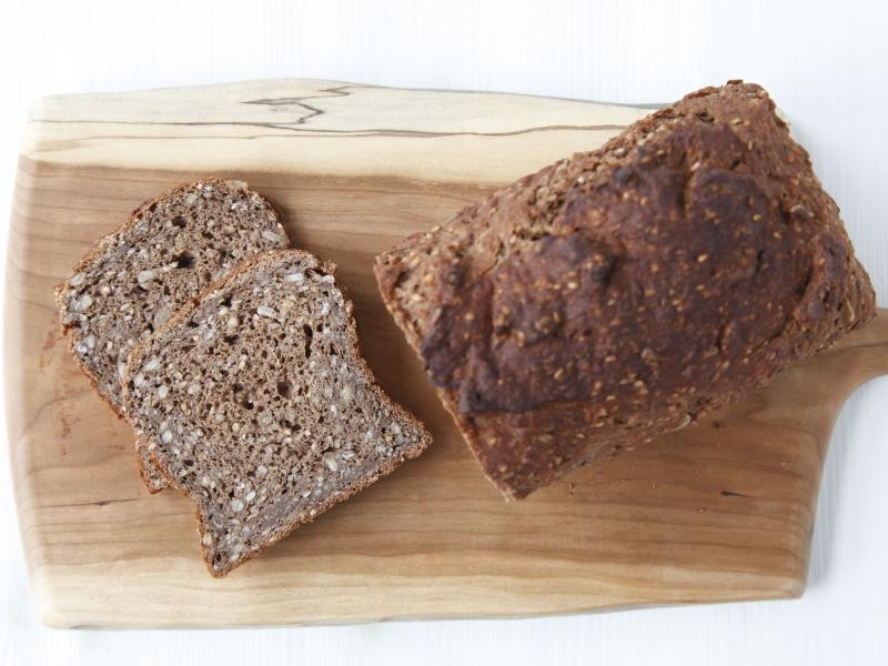 Bột bánh mỳ 10 loại hạt Bob's Red Mill 10 grain bread mix 538g (có sẵn men)