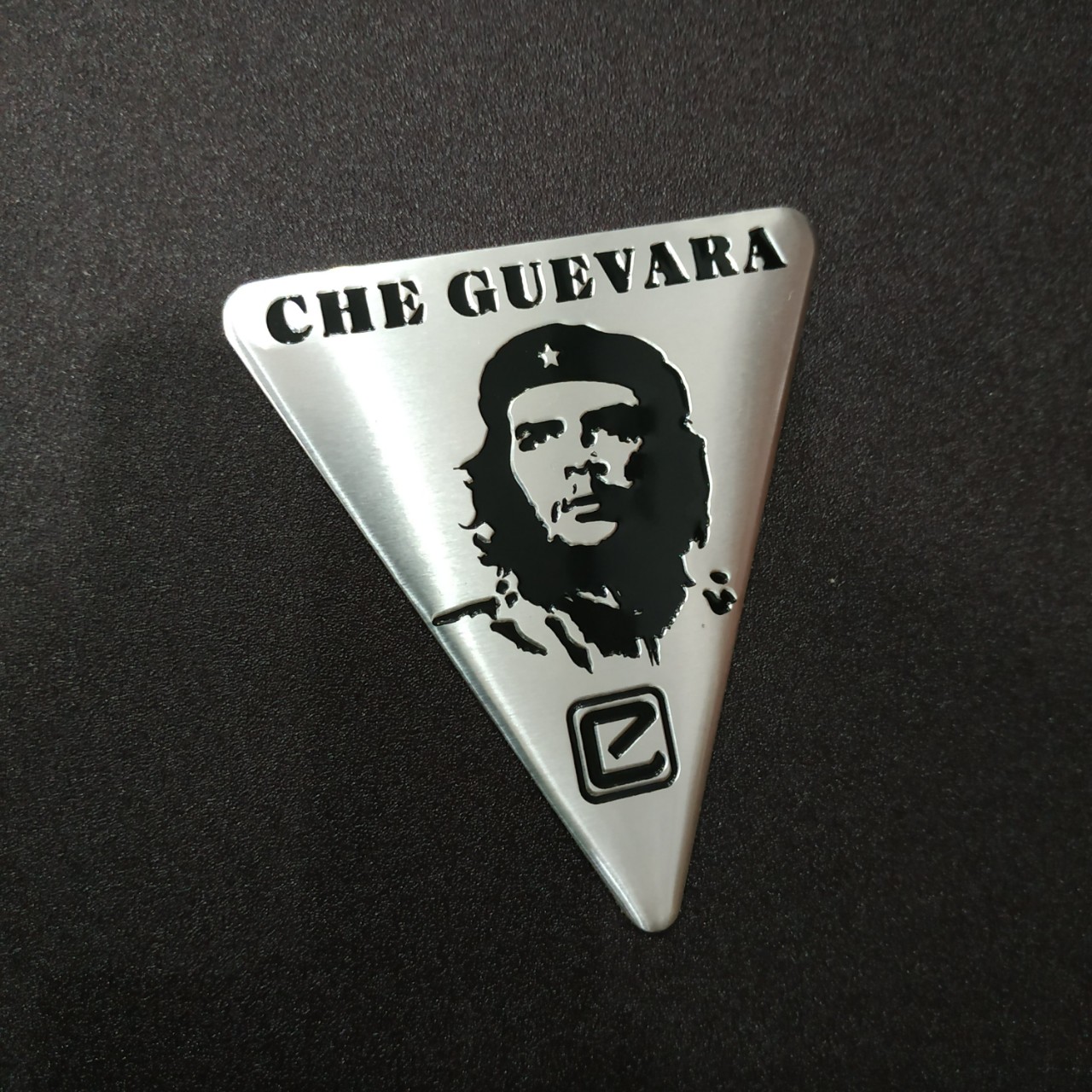 Tem nhôm dán xe CHE guevara nhiều kích thước