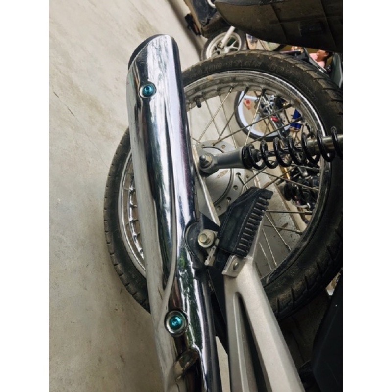 2 ốc Titan Gr5 Gắn Ốp Pô Wave50/100/110