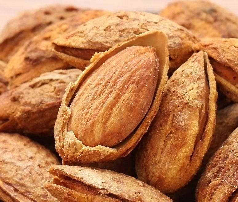 Hạnh Nhân Rang Bơ Hộp 500 Gram