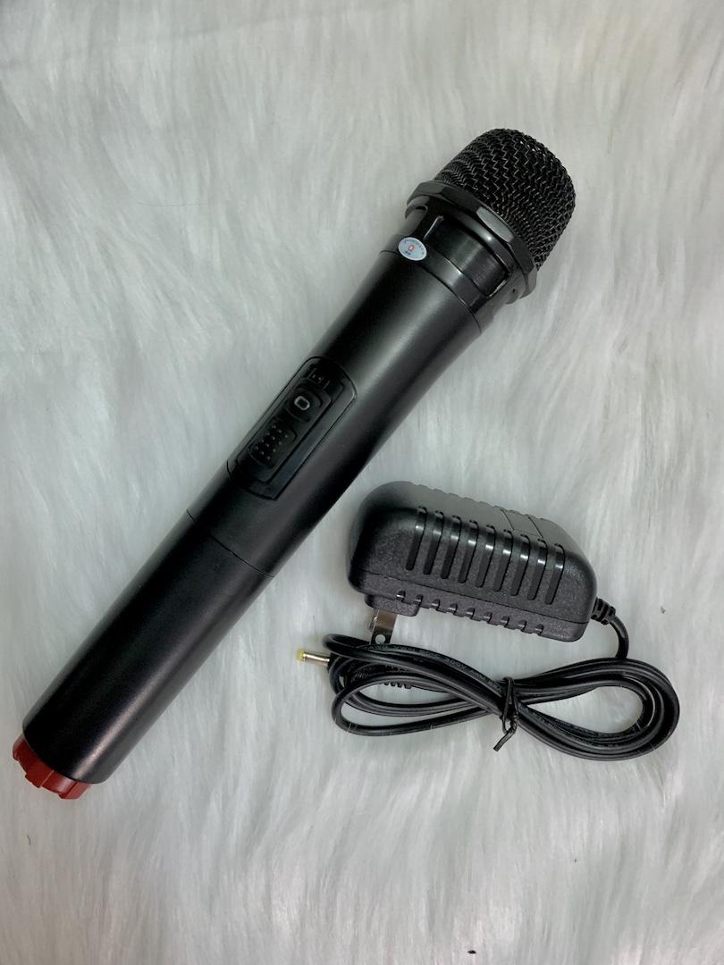 [HCM]Loa Kéo Bluetooth Karaoke Di Động Q8 Pro KIOMIC (Tặng 1 Micro Hát Siêu Hay)