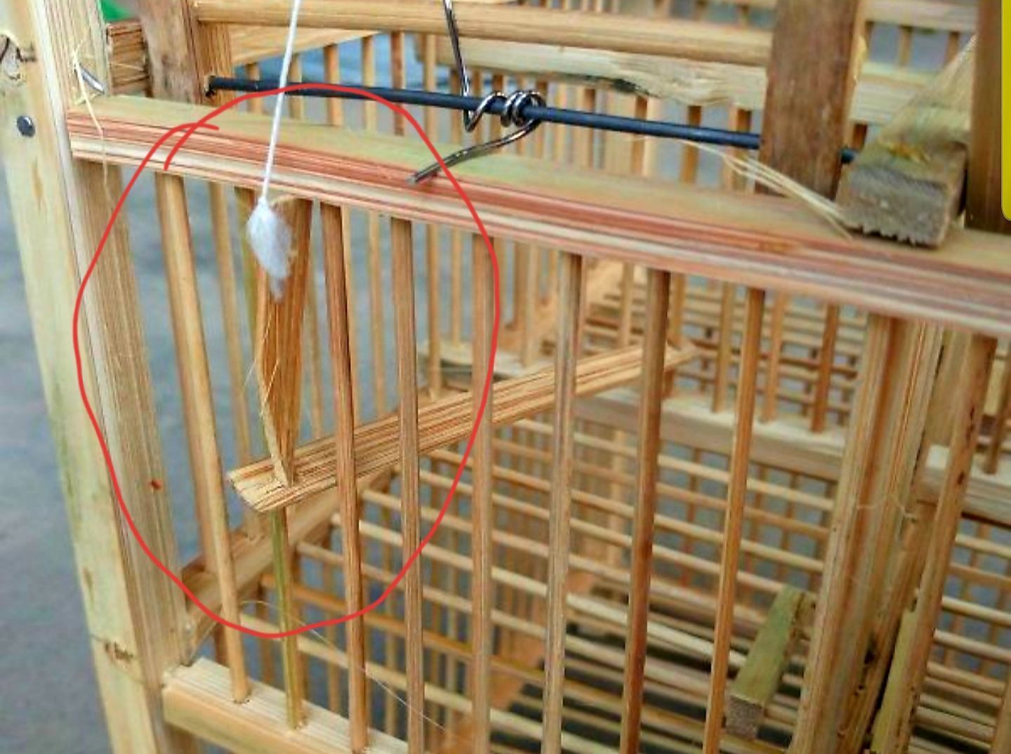 Lồng bẫy chim 4 cửa, 4 ngăn chất liệu tre