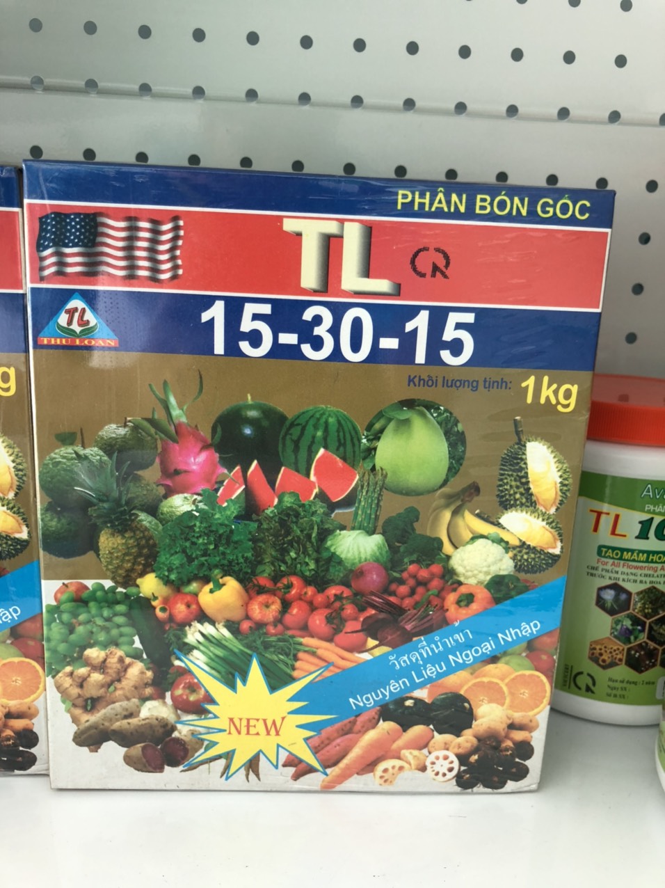 Phân Bón Lá Cao Cấp Thai Lan 15-30-15 (Gói 1Kg)