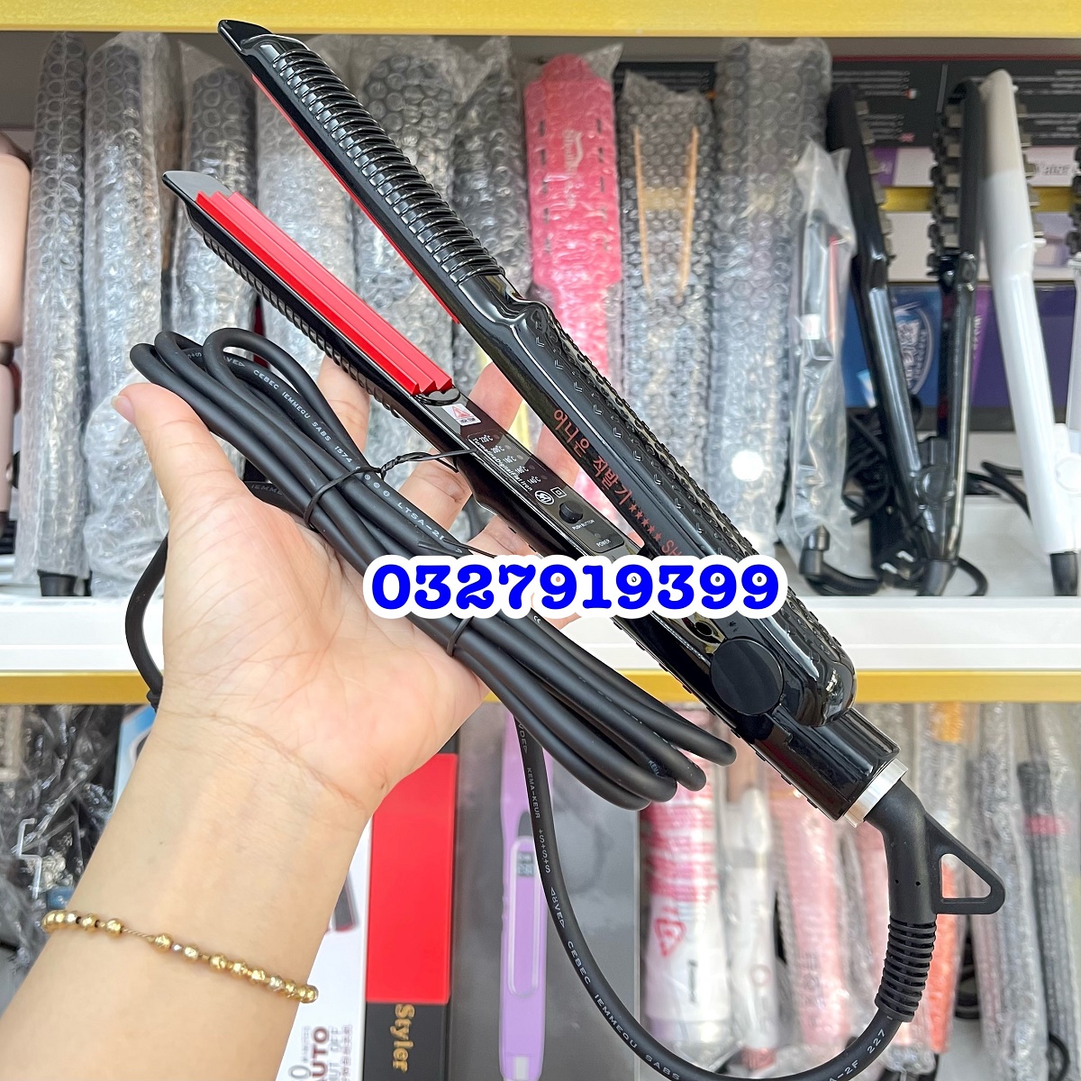 Hq 201 Korean Professional Hair Straightener 5 Temperature Levels 140-220 Degrees Dimensions 29cm X 2.2cm Cord 2.2m Power 60W-100W with Status Indicator Light