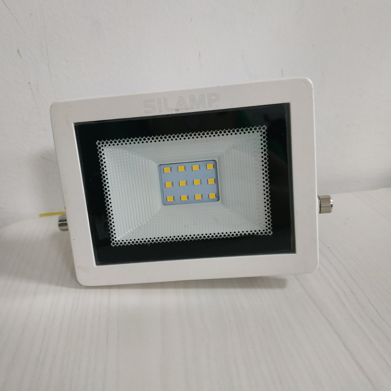 Đèn led pha 10W Vỏ trắng cao cấp