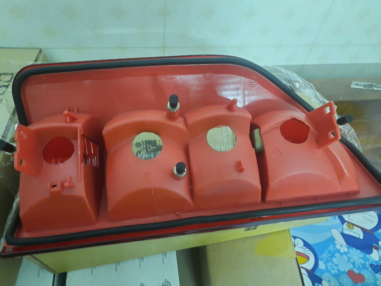 CẶP ĐÈN HẬU SAU XE MERCEDES SPRINTER 16 CHỖ (CẶP 2 BÊN)