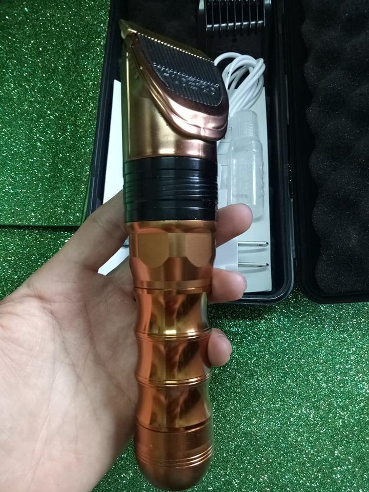 Tông đơ cắt tóc chuyên nghiệp pin trâu B60