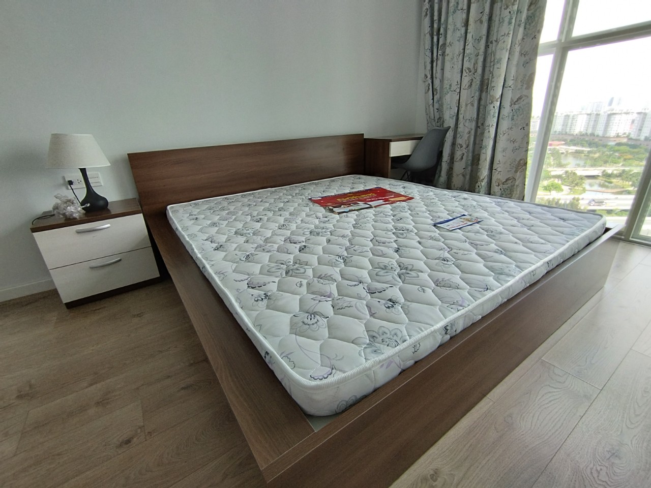 Nệm cao su tổng hợp Size 1m6 x 2m x 10cm quà 4 món