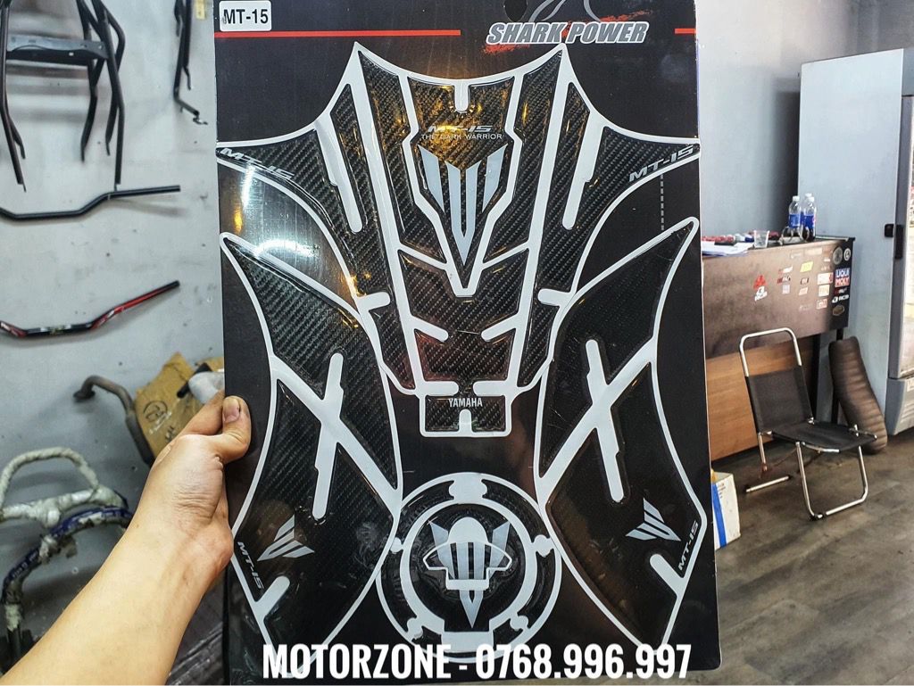 [HCM]Tem dán bình xăng yamaha MT15
