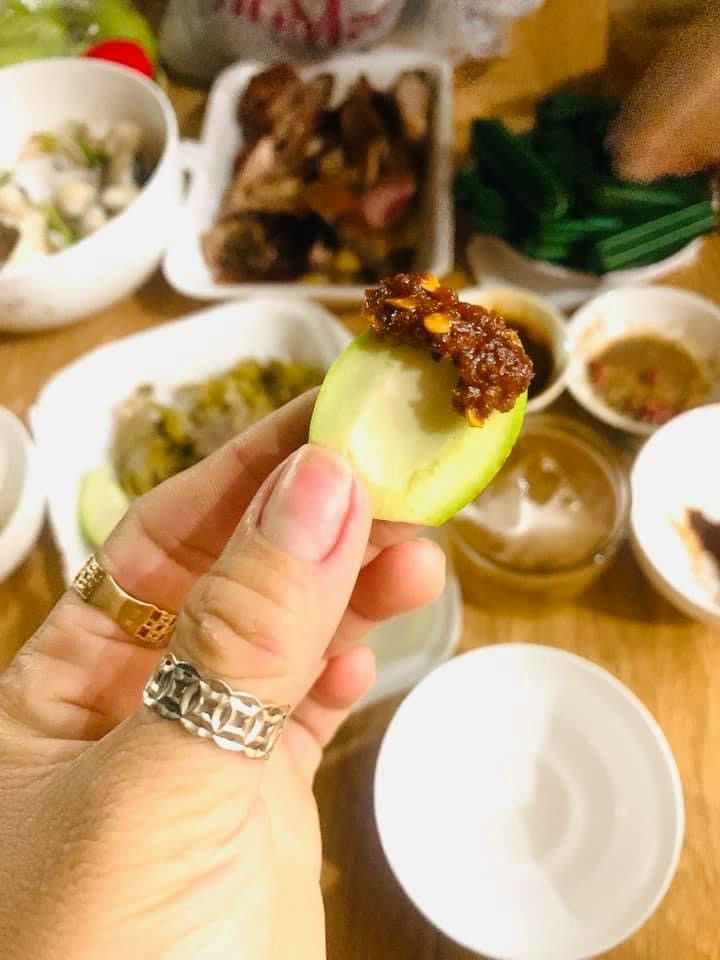 Mắm ruốc ngon bá cháy