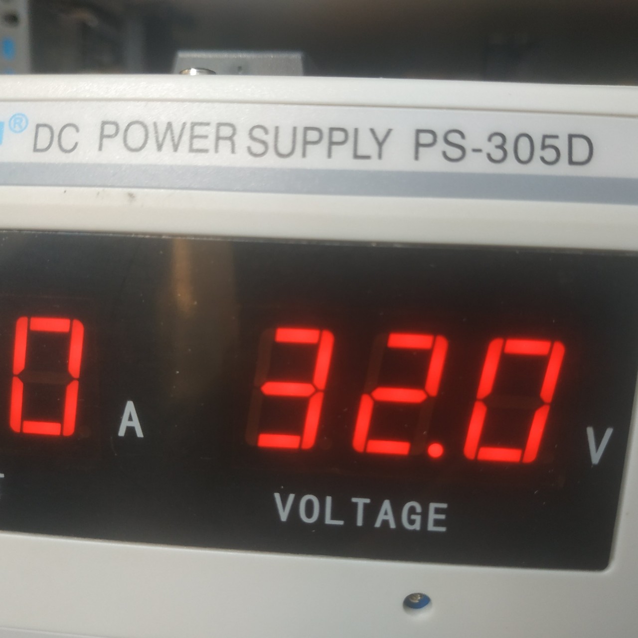 MÁY CẤP NGUỒN DC 30V 5A LONG WEI PS-305D