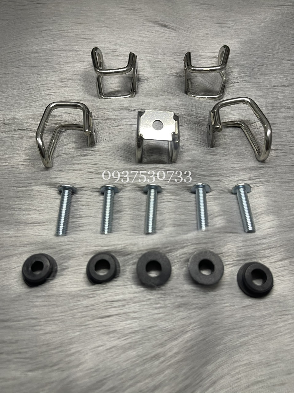 Móc U Móc Treo Inox xe máy (1 cái)