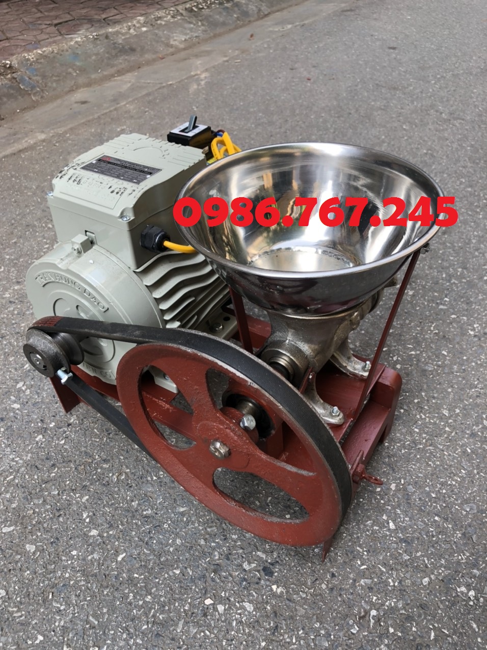 Máy xay xường gà, xương vịt, xay cua, xay ốc, đùn thịt, đùn cám đầu ngang