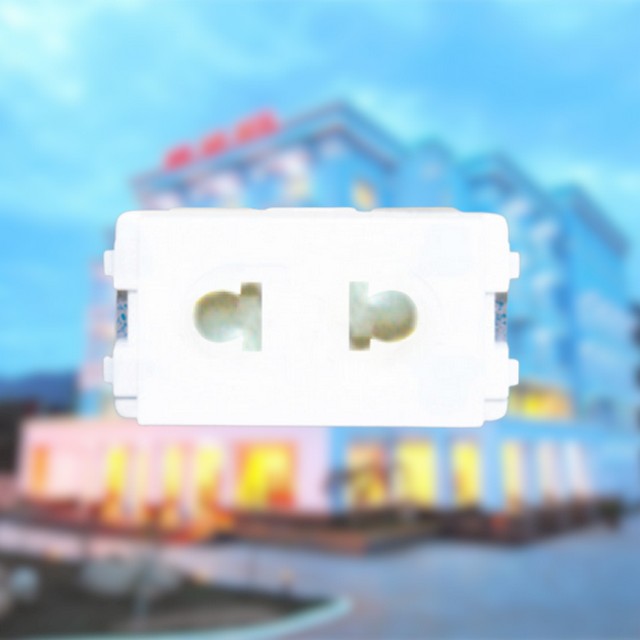 Ổ CẮM 2 CHẤU A50-A60 MPE (A6US)