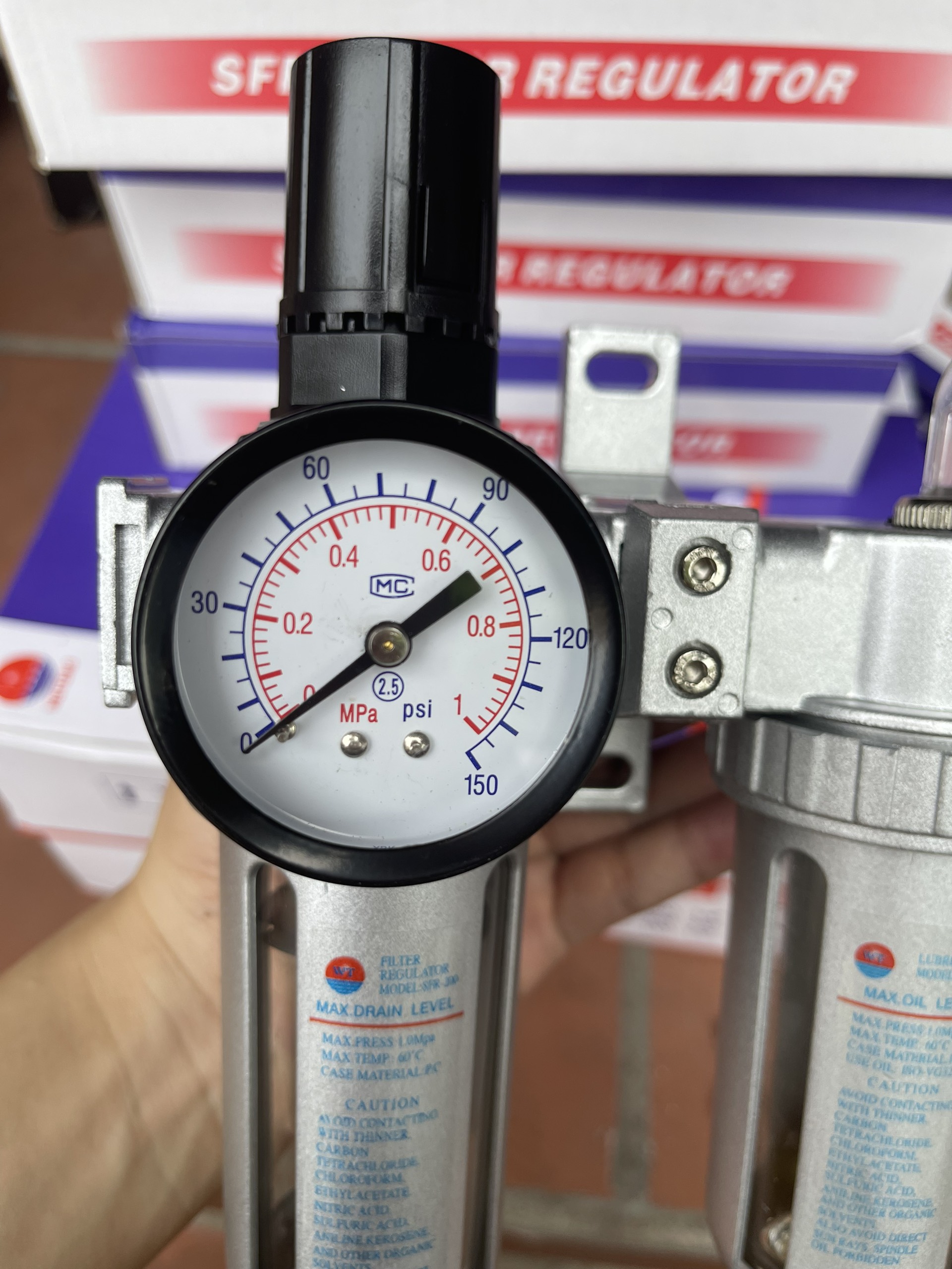 Bộ Lọc Nước Đôi Dùng Cho Máy Nén Khí