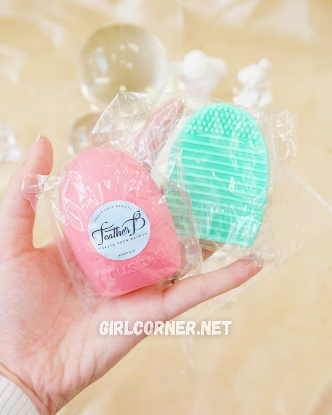 [HCM]Cục giặt cọ Feather B (màu ngẫu nhiên)