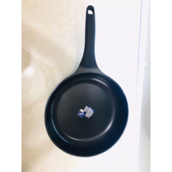[HÀNG CHÍNH HÃNG] Chảo từ Rapido Size 24 đáy chấm Teflon RP24-RDT