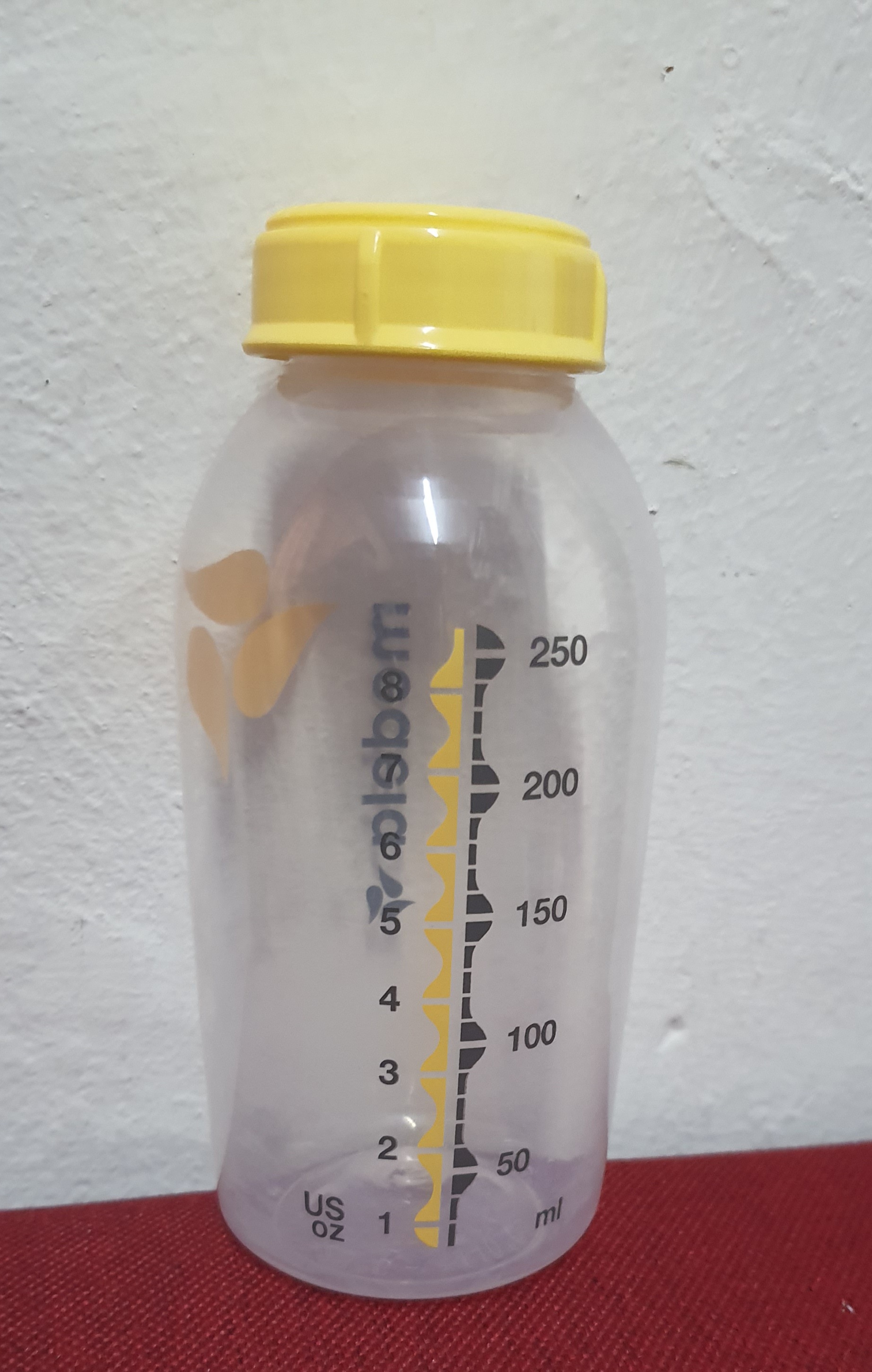 Bình trữ sữa medela 150ml, 250ml