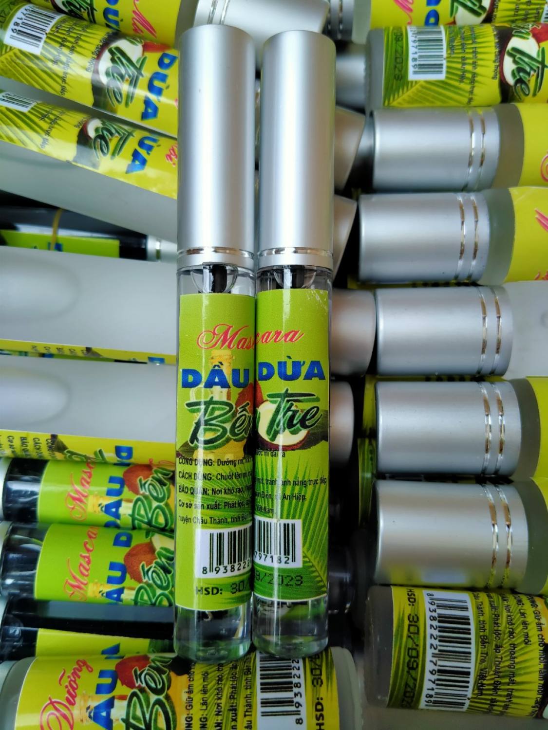 Mascara dầu dừa Bến Tre giúp mi dài rậm