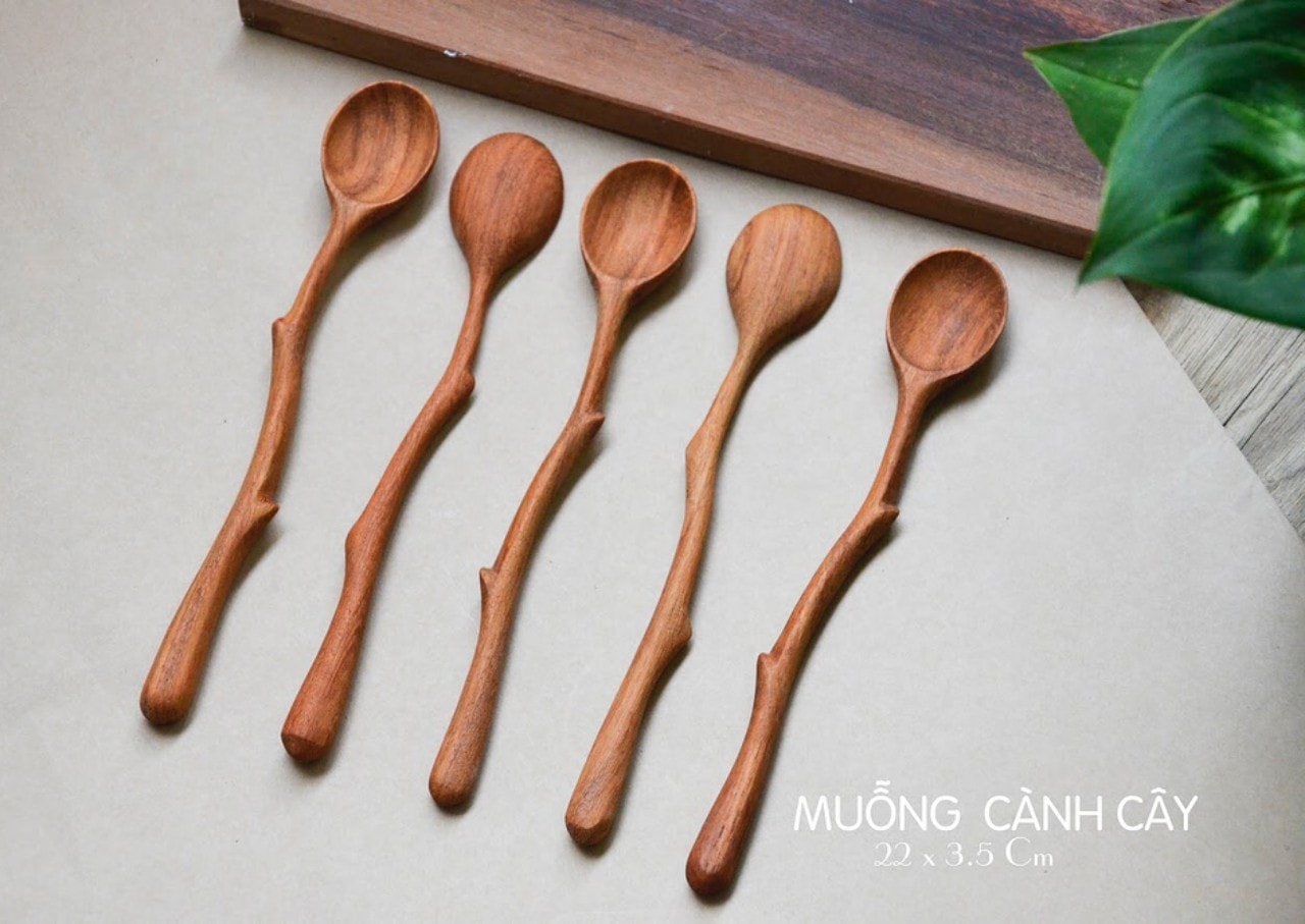 Thìa gỗ hình cành cây